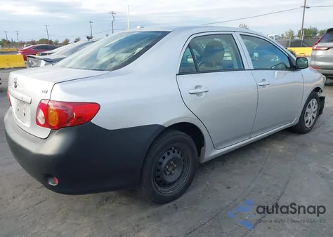 2010 Toyota Corolla Le z USA, uszkodzony, nr VIN JTDBU4EE8AJ077459